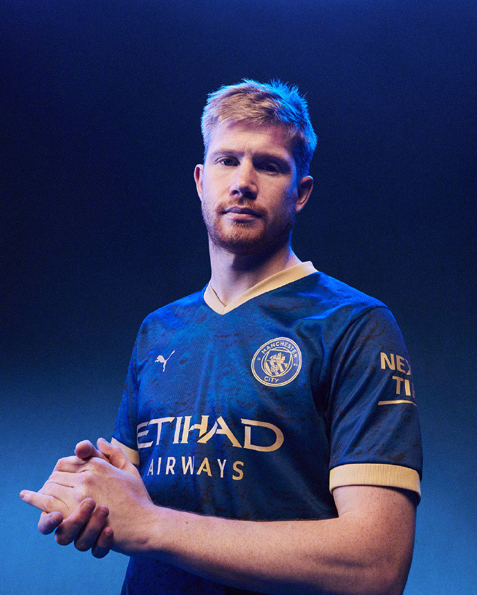 图片报：法比奥-席尔瓦渴望参加世界杯，正推动冬窗离开多特（图片报：为圆世界杯梦想，法比奥-席尔瓦希望冬窗离开多特）