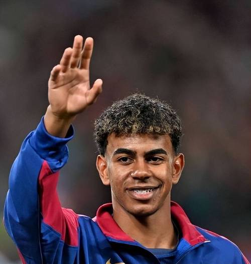 意媒：卡洛斯-奥古斯托接近与国米续约至2030年，年薪300万欧（意媒：卡洛斯-奥古斯托续约国米在即，合同至2030年，年薪300万欧元）