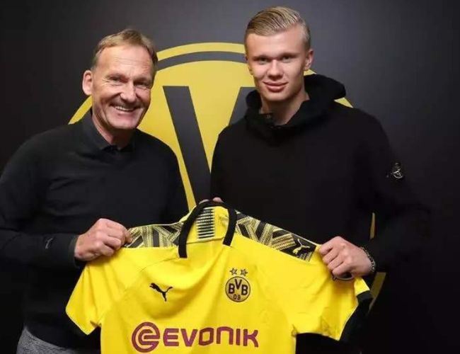 阿里纳斯：湖人总在尝试高难度出手，文森特都无视詹姆斯要球（阿里纳斯：湖人过于迷恋高难度投篮，文森特多次无视詹姆斯要球）