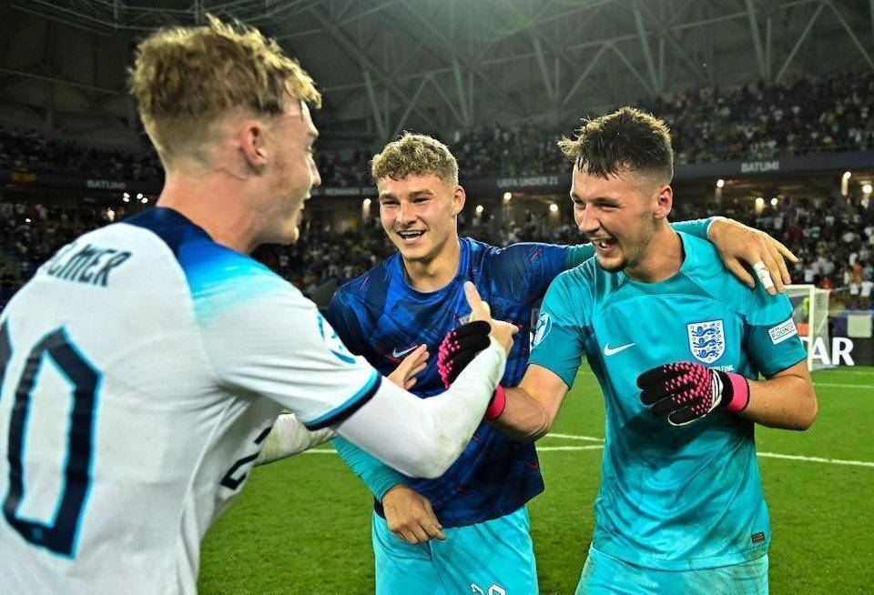 绝对统治力，梅西5场季后赛贡献6球5助率队晋级总决赛（梅西季后赛5战6球5助，统治级发挥率队闯入总决赛）