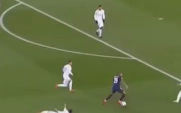 德罗西拿到执教热那亚首胜，目前带队成绩1胜2平保持不败（德罗西迎来执教热那亚首胜，开局1胜2平延续不败）