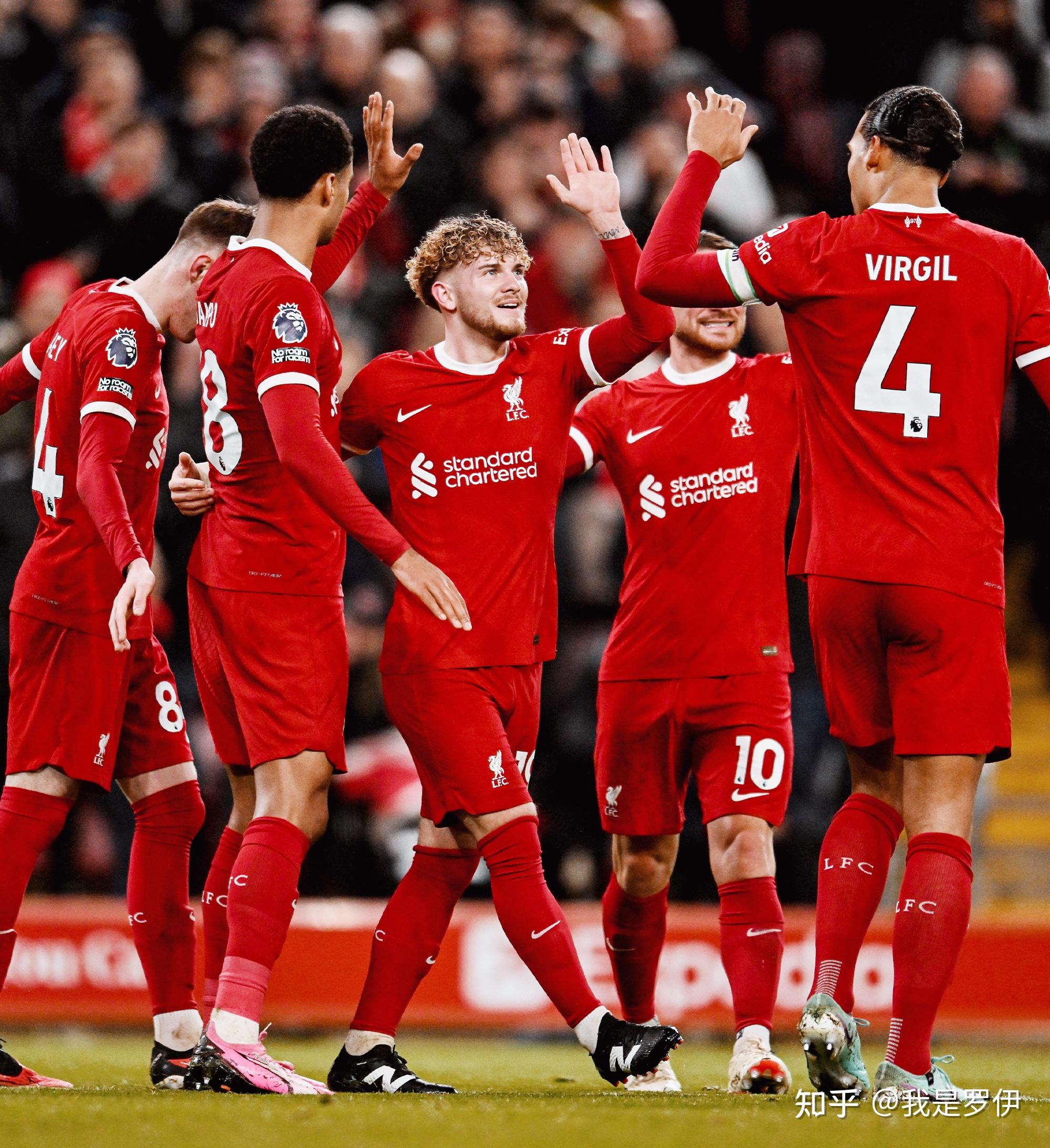 在梅西杯戴帽，河床15岁小将分享与梅西合照：目前为止最佳（梅西杯上演帽子戏法，河床15岁新星晒与梅西合影：迄今为止最棒）