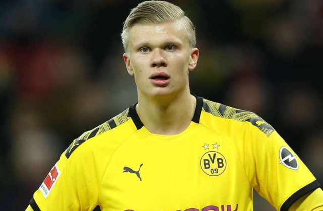 天妒英才，国米旧将范赫斯登转投西协甲后生涯第三度遭遇ACL受伤（命途多舛：前国米后卫范赫斯登转战西协甲后生涯第三次十字韧带重伤）