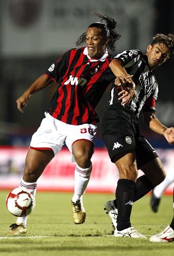 欧塞尔俱乐部执行主席巴蒂斯特·马勒布随马克龙代表团访华！（欧塞尔俱乐部执行主席巴蒂斯特·马勒布随同马克龙代表团访华）